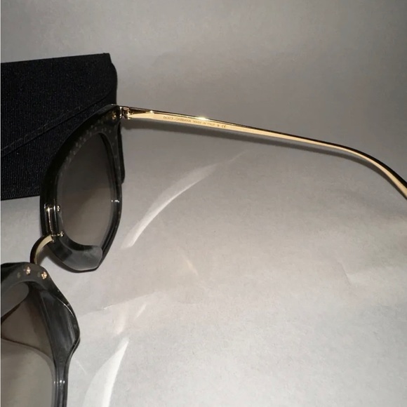 Dolce And Gabbana Sunglasses Model Dg4363 – F - Picture 4 of 7